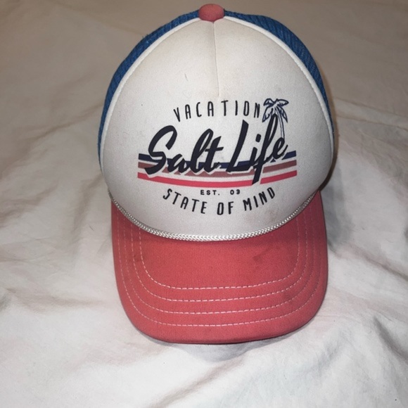 Saltlife Vacation State of Mind trucker hat mesh back adjustable - Picture 5 of 7